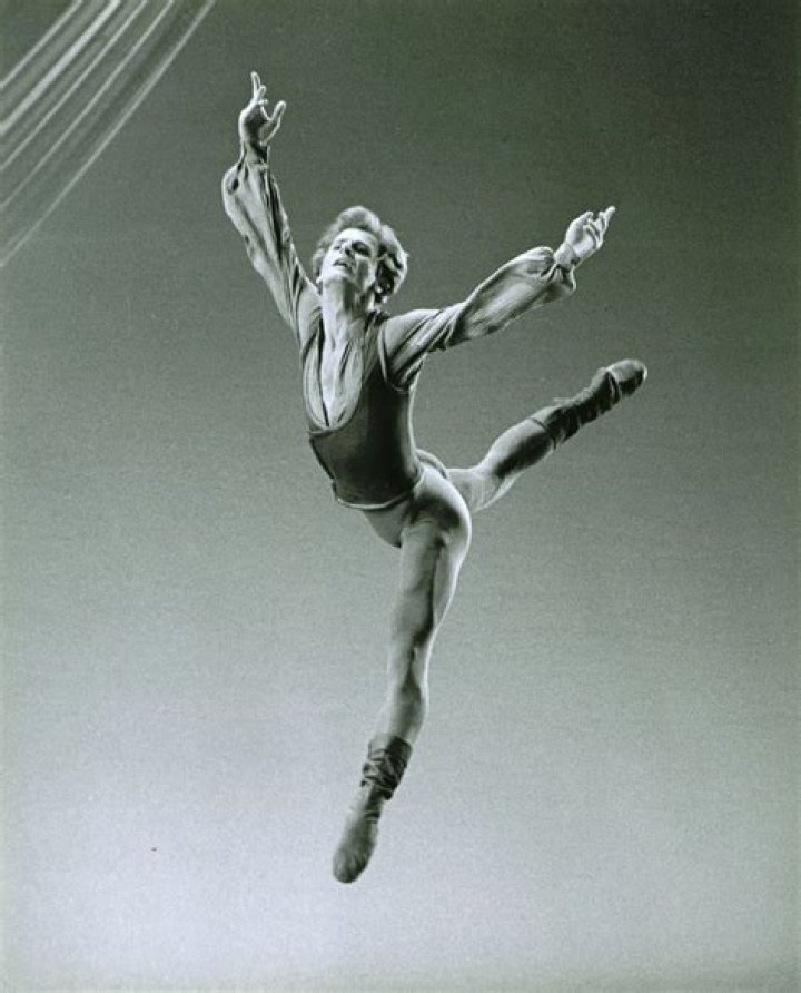 The Mesmerizing Talent of the Baryshnikov Dancer: A Detailed Insight