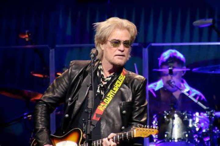 The Reunion of Sara Allen and Daryl Hall: A Journey Through Time and Music