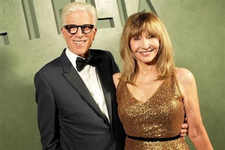 The Ultimate Guide to CSI's Ted Danson: Behind the Scenes and Exclusive Interviews