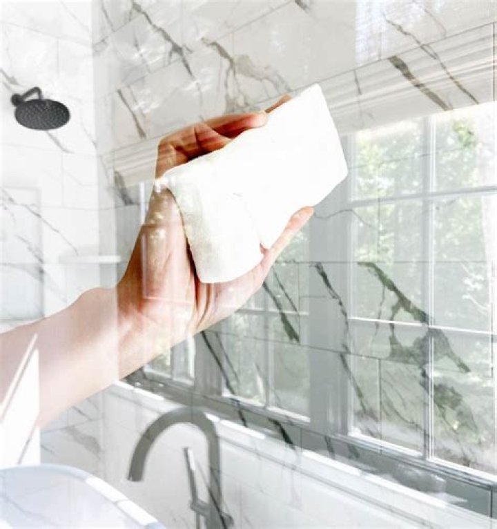 The Ultimate Guide to Shower Glass Cleaner: Tips, Techniques, and Solutions