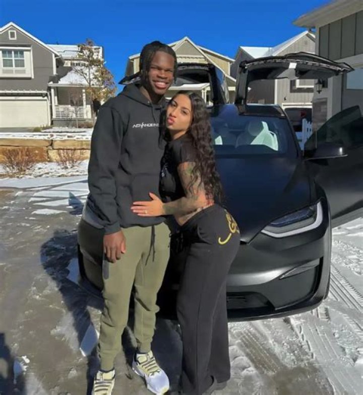 Travis Hunter Deletes Instagram Amid Rumors: What&rsquo;s Behind the Move?