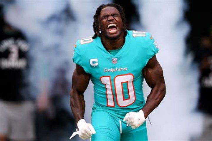 Tyreek Hill: Weight and Height of the NFL Star