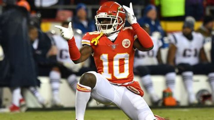 Tyreek Hill Weight and Height: The NFL's Fastest Player