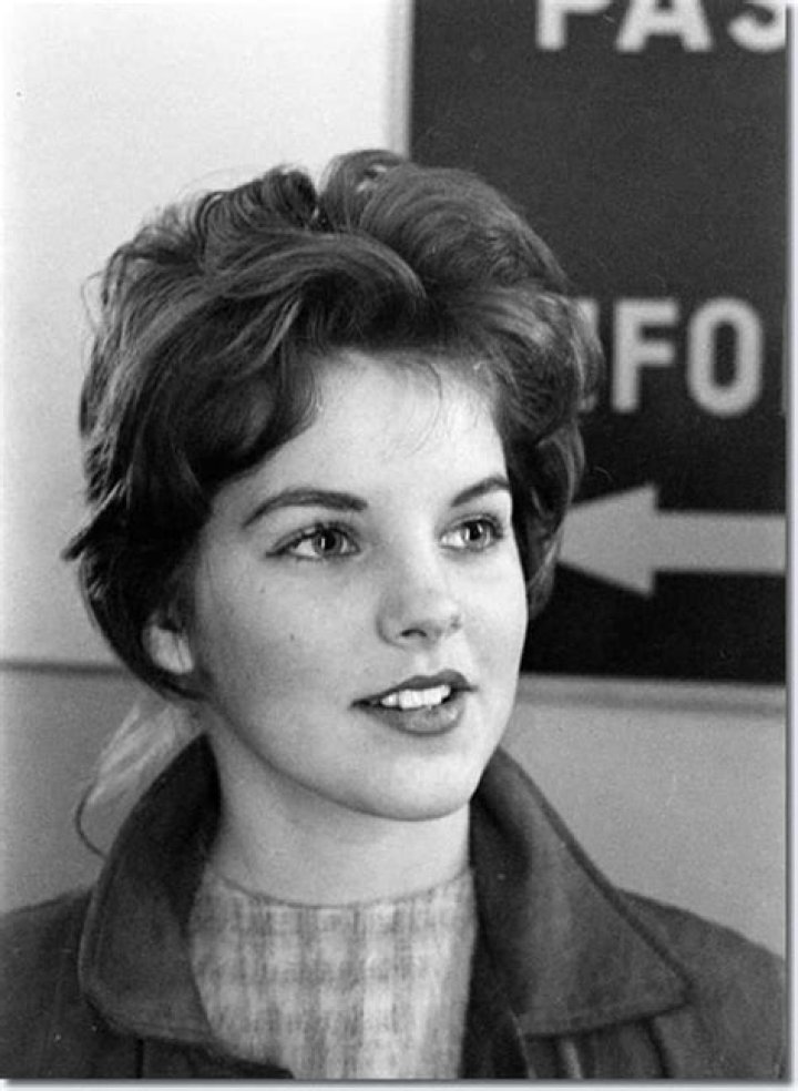 Uncovering the Charm: Early Pictures of Priscilla Presley