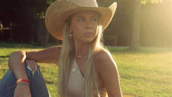 Uncovering the Truth: Who is Hailey Welch's Father?