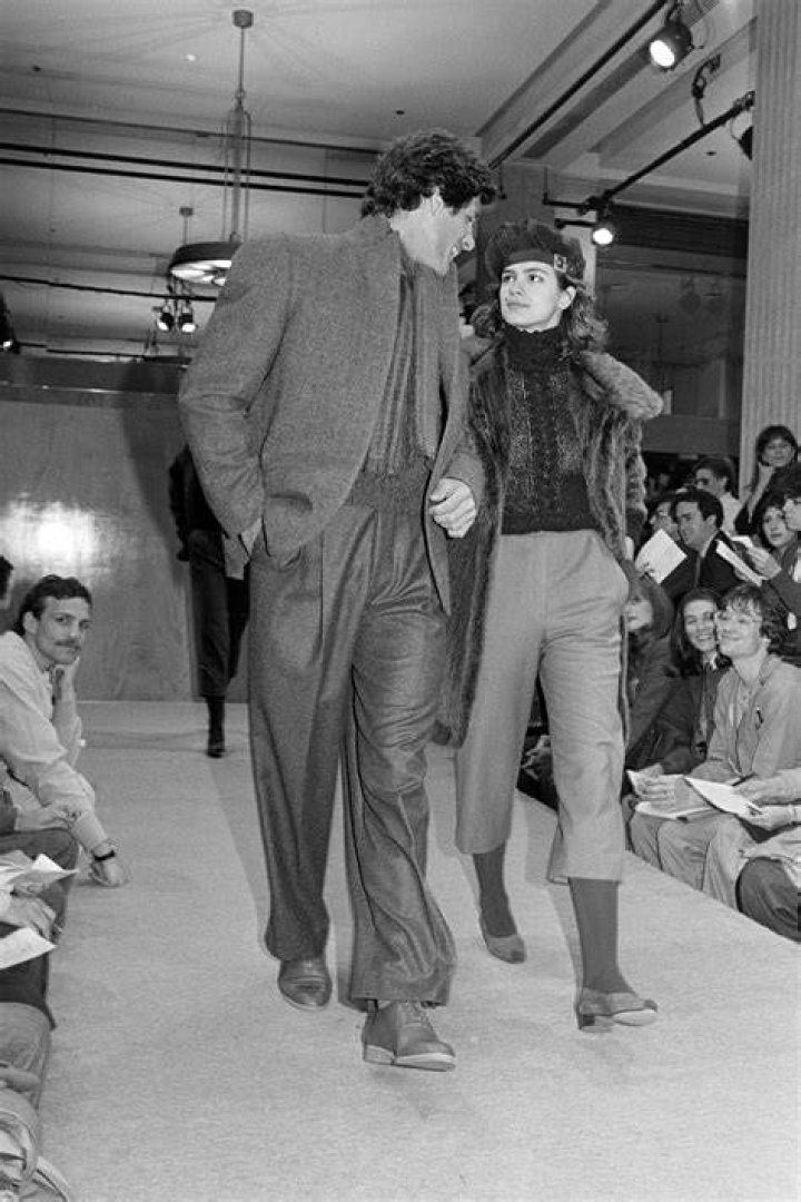 Understanding Gia Carangi's Iconic Arms: A Deep Dive into the Legacy of a Fashion Icon