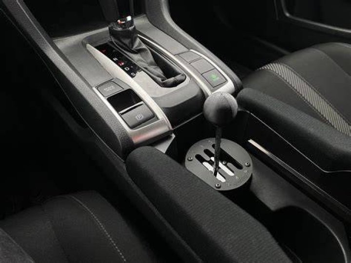 Understanding the Honda Civic 215 Cup Holder Size: A Comprehensive Guide