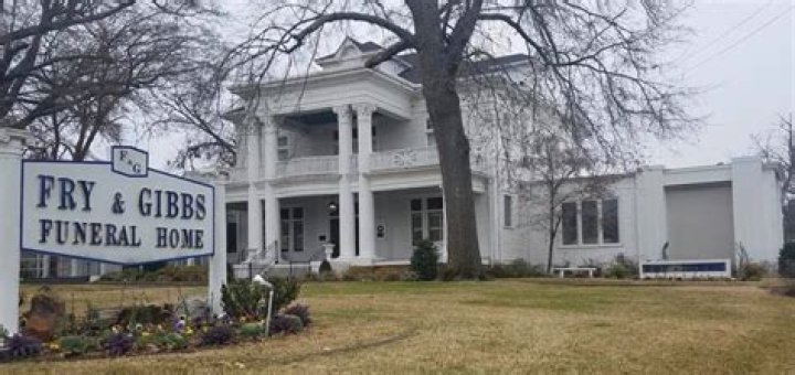 Understanding the Legacy of Fry and Gibbs Funeral Home