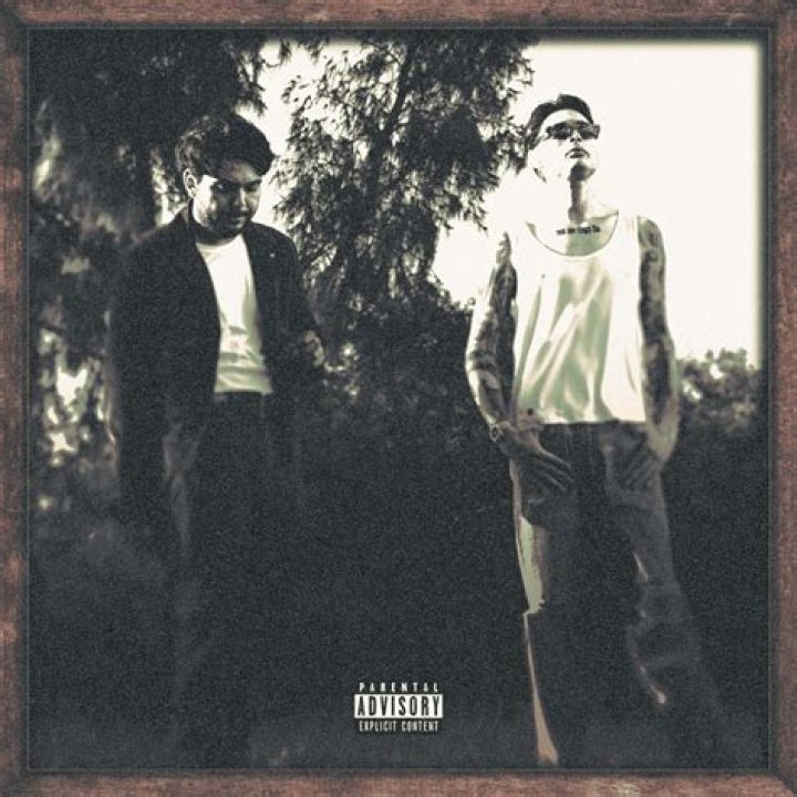 Understanding the Meaning Behind "Los Cuadros" English Lyrics