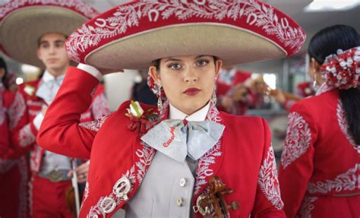 Understanding the Weather Benefits of a Mariachi Outfit