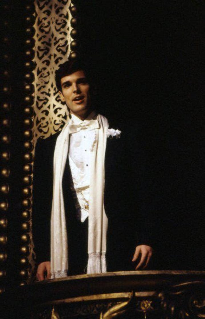Unmasking the Age of Raoul in Phantom of the Opera