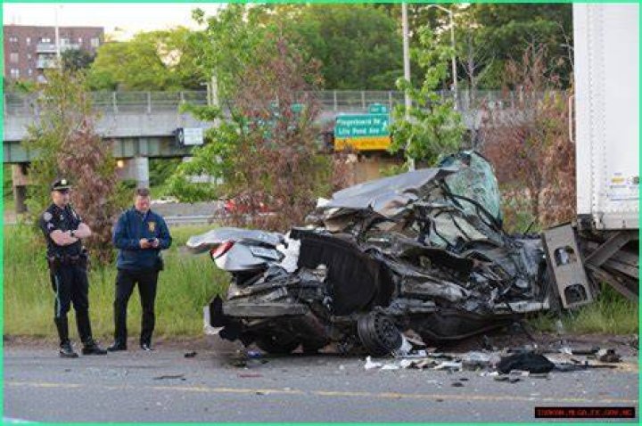 Unraveling the Mystery: The Mary Bruce Car Accident