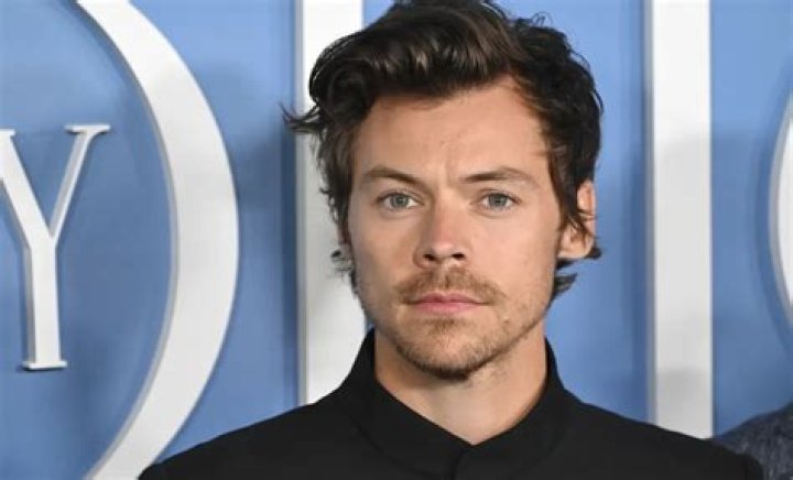 Unveiling Harry Styles Height: How Tall is the Pop Icon?