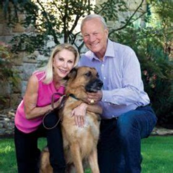 Unveiling the Life of Barry Switzer's Wife: Age, Biography, and More