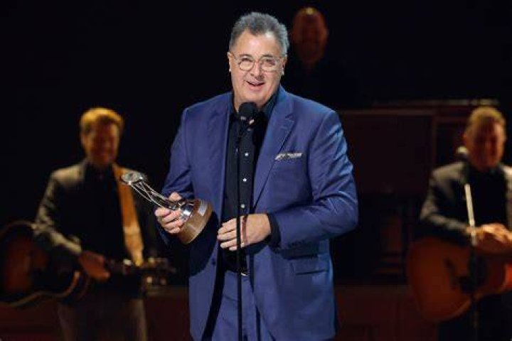 Vince Gill Net Worth 2024: A Deep Dive into the Country Legend&rsquo;s Wealth