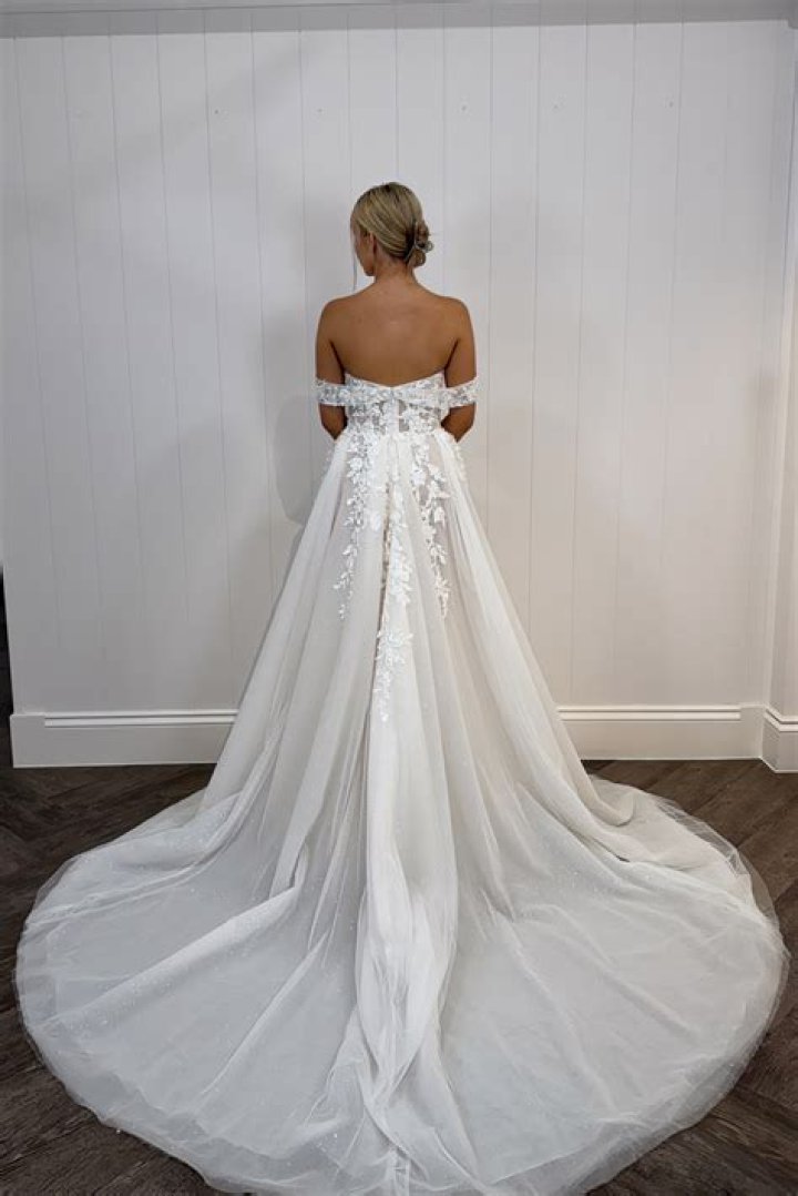 Wedding Diane Alexander: A Journey into Love and Celebration