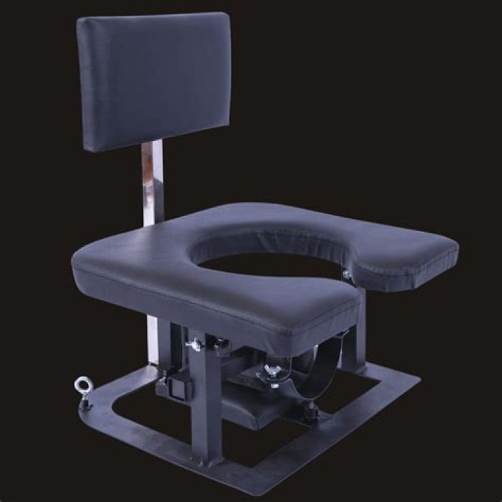 What is a Queening Chair? Discover the Ultimate Empowerment Tool for Women