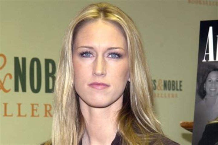 Who Leaked the Story About Amber Frey to the Press?