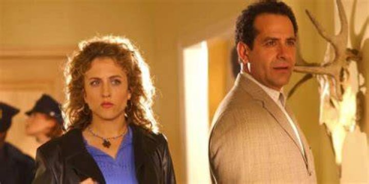 Why Did Sharona Leave Monk? Understanding the Departure of a Beloved Character