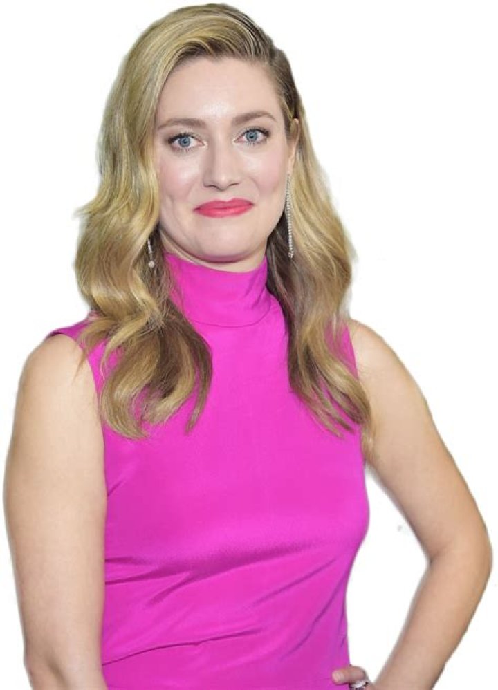Zoe Perry Net Worth: A Look into the Life and Earnings of the Talented Actress